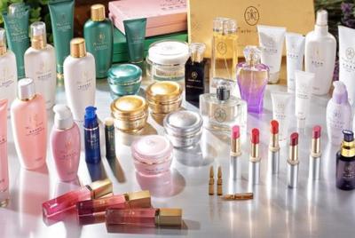 西安女孩如何憑借專業與真誠，成為化妝品銷售行業的佼佼者